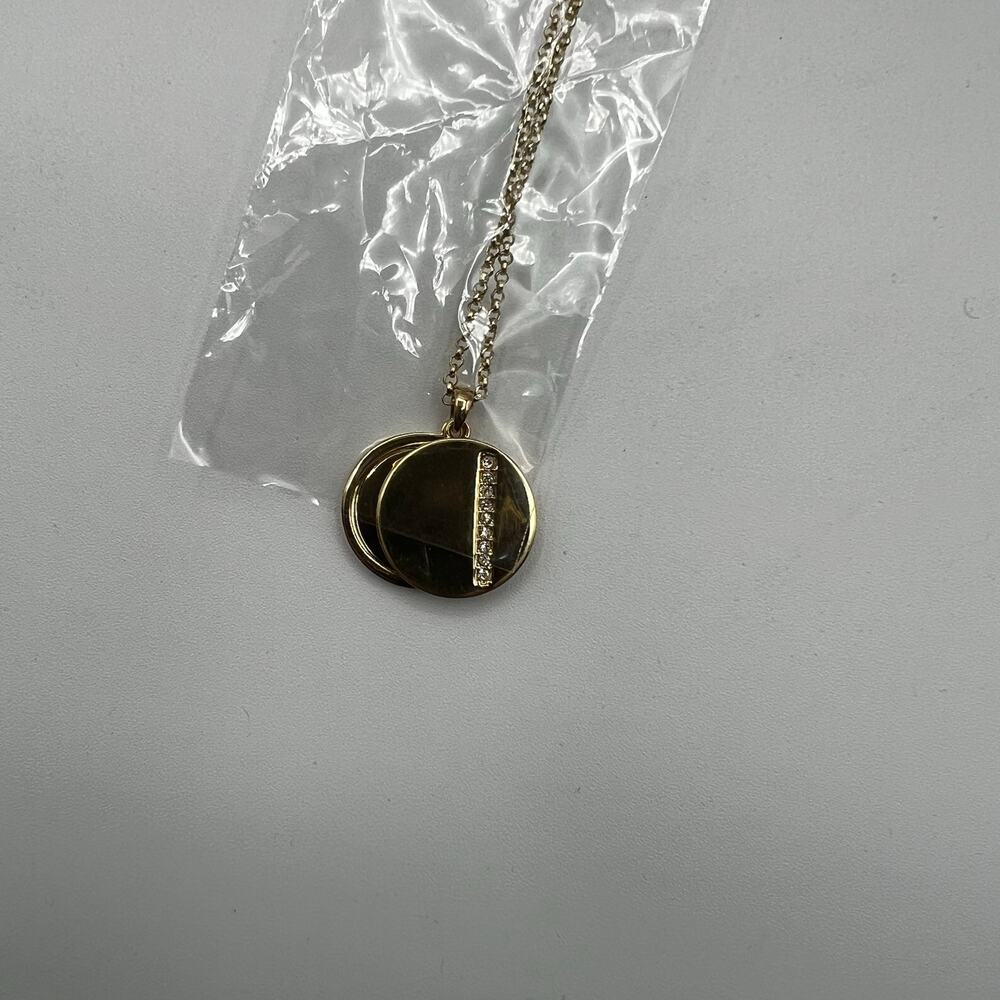 Francesca's NWT Layered Circle Pendant Necklace
